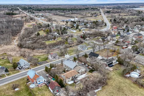 3958 Harrowsmith Road, South Frontenac, ON K0H 1V0