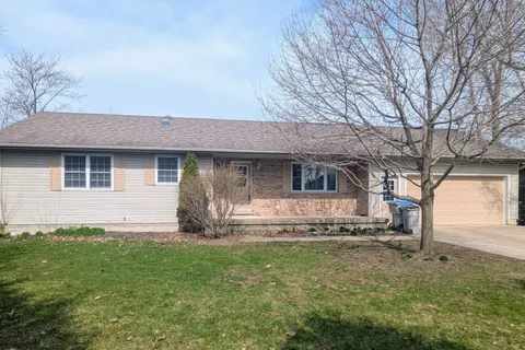 8451 Adams Court, Lambton Shores, ON N0M 1T0