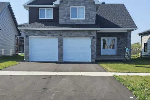 752 WALTON Street, Cornwall, ON K6H 0J2