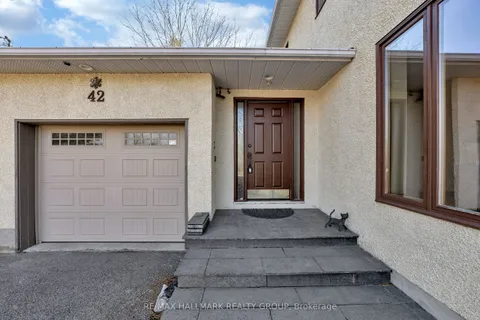42 Twilight (Davidson) Crescent, ON K1J 6M3