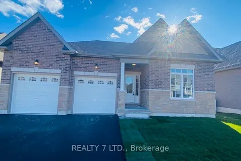 31 Hillcroft Way, Kawartha Lakes, ON K0M 1A0