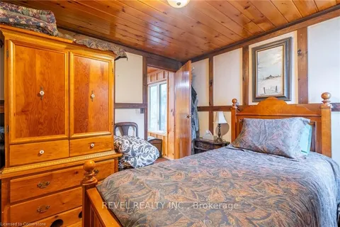 24 Lake Road, Haldimand, ON N0A 1P0