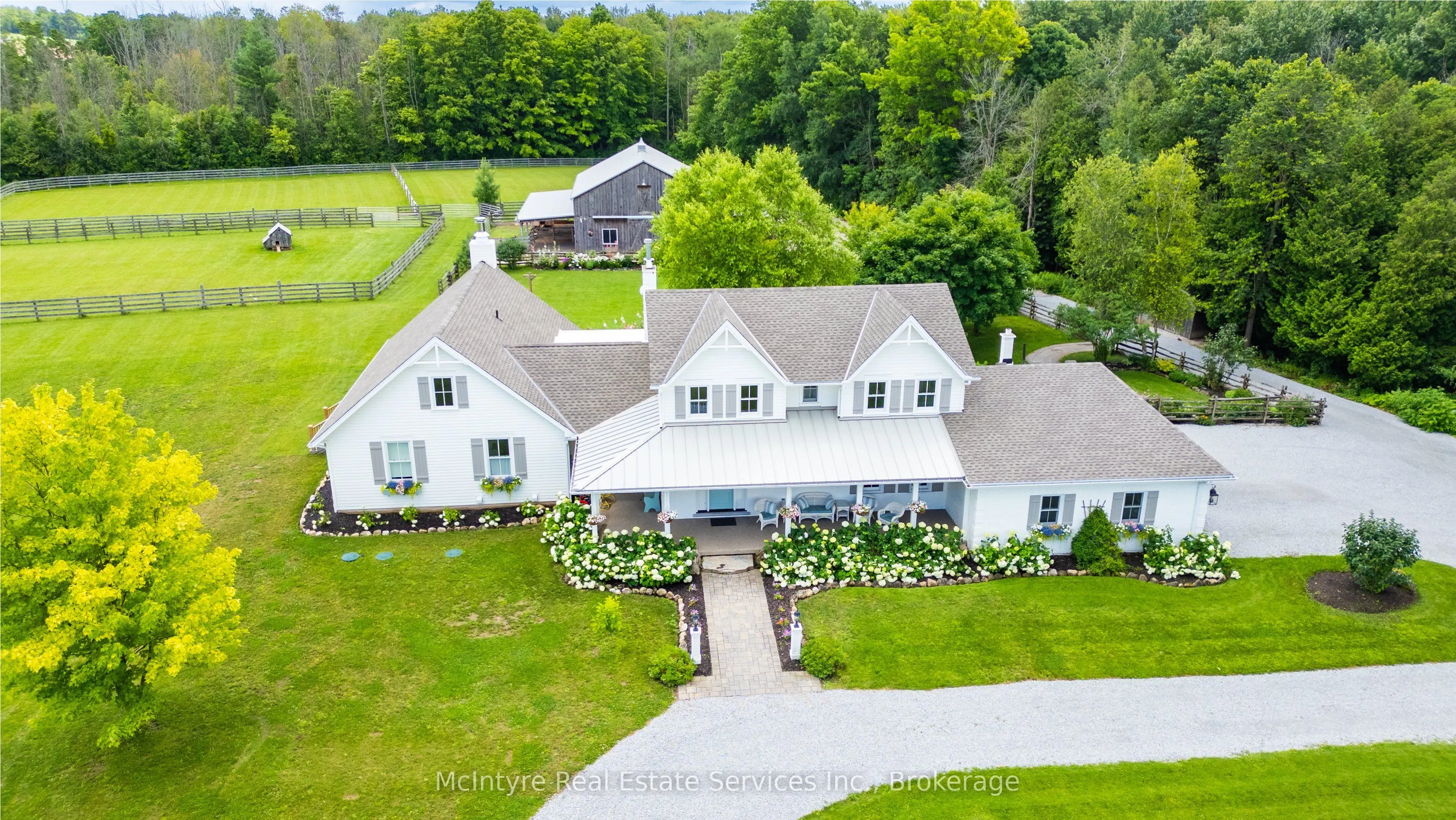 234 14th Concession, Hamilton, ON N0B 2J0