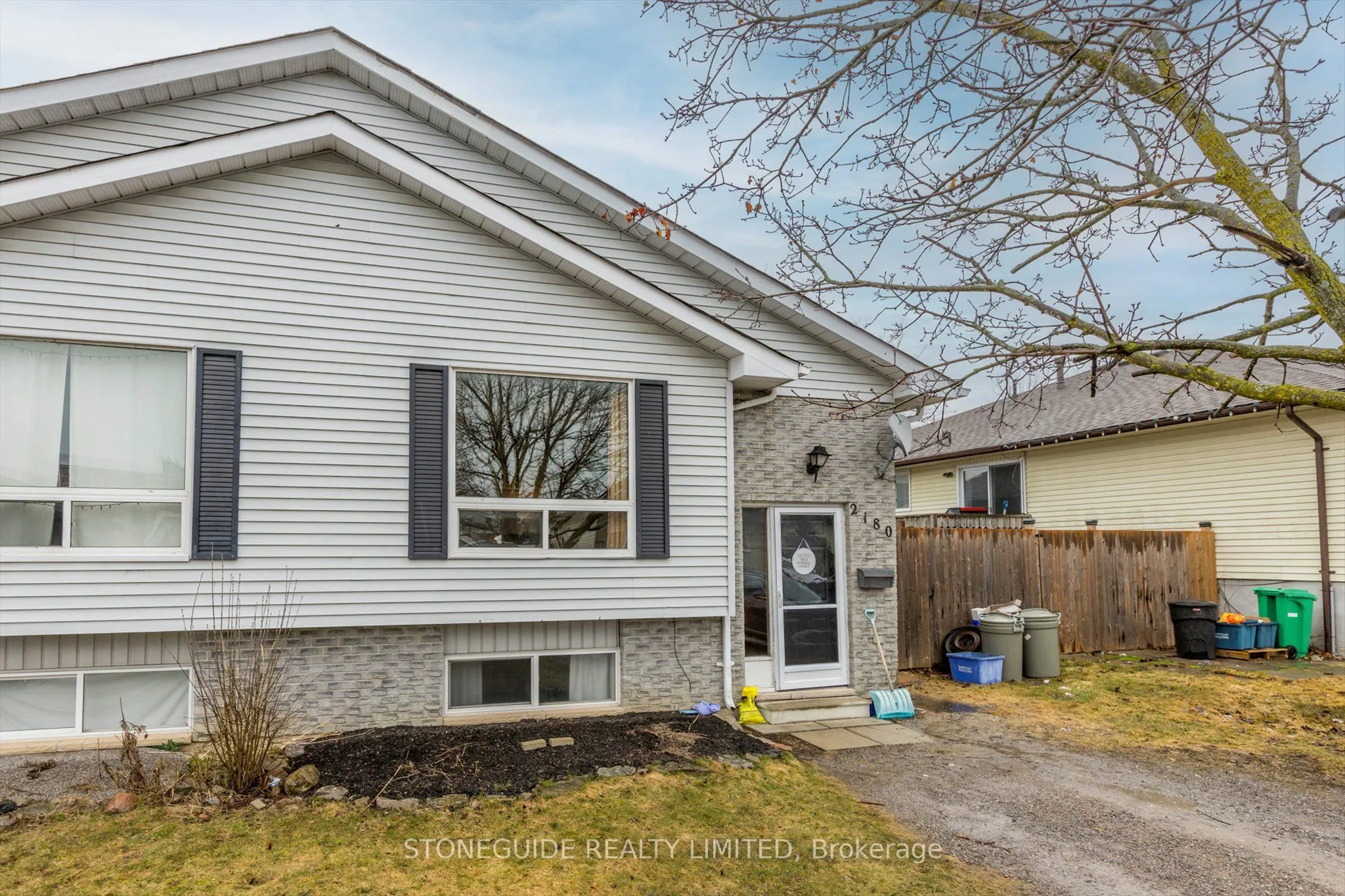 2180 Easthill Drive, ON K9L 1X3