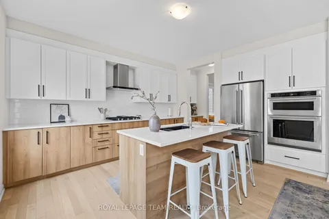 181 Lynn Coulter Street, Barrhaven, ON K2J 7C2
