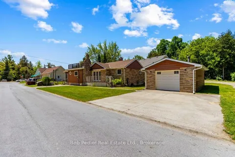 6 Third Avenue, South Bruce Peninsula, ON N0H 2G0