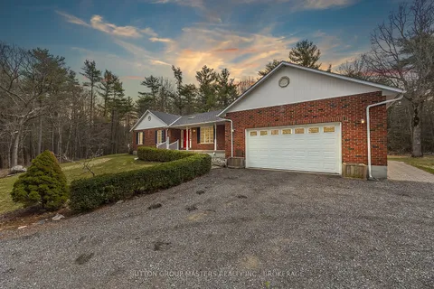 168 Escott Rockport Road, Leeds and the Thousand Islands, ON K0E 1L0