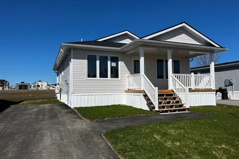 11 Bluffs View Boulevard, Ashfield-Colborne-Wawanosh, ON N7A 0C1