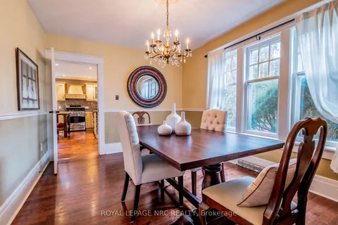 6107 Barker Street, Niagara Falls, ON L2G 1Y5