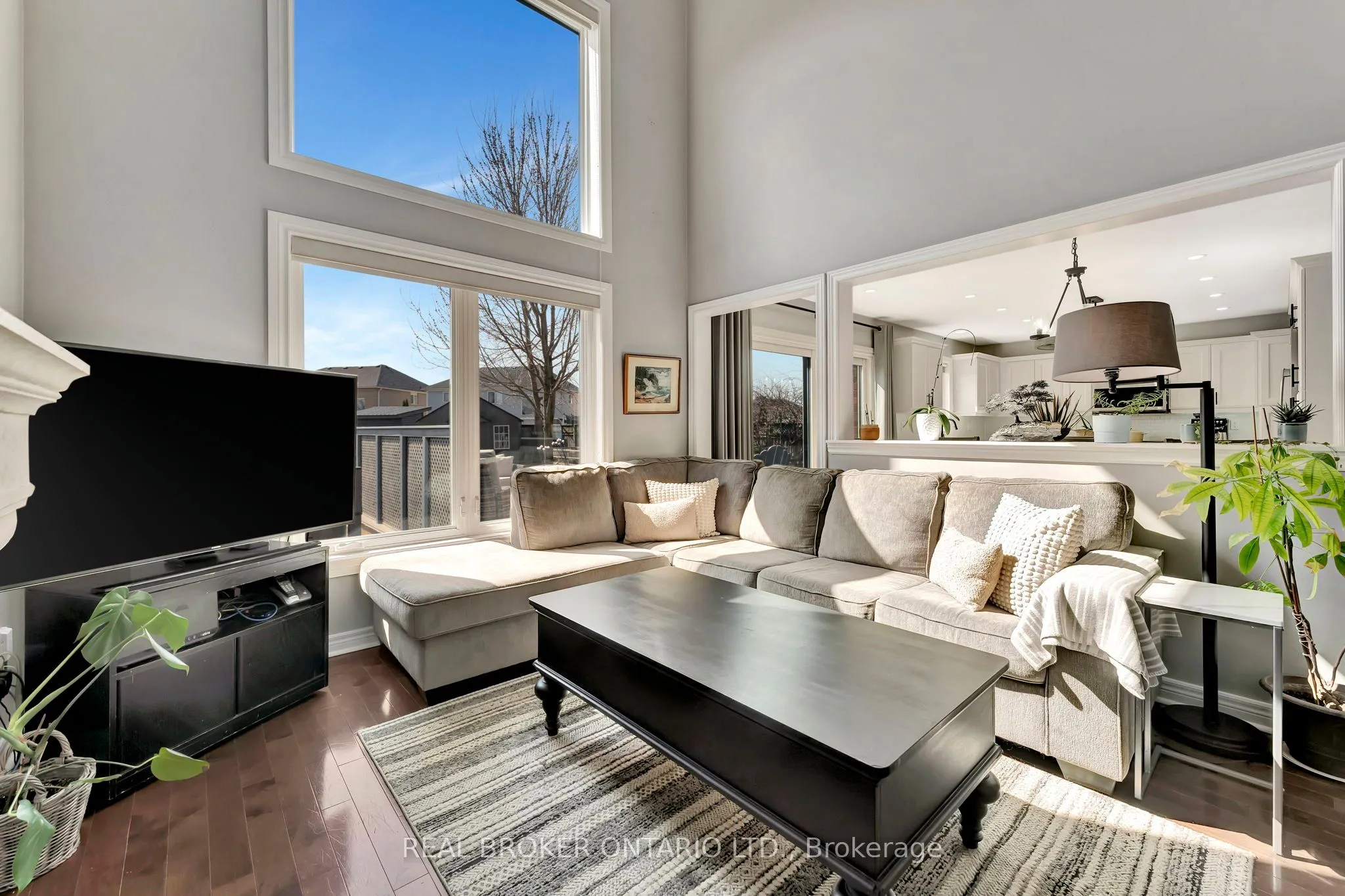 10 Hoodless Court, Brantford, ON N3T 0A8