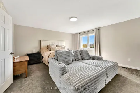 10 Hoodless Court, Brantford, ON N3T 0A8