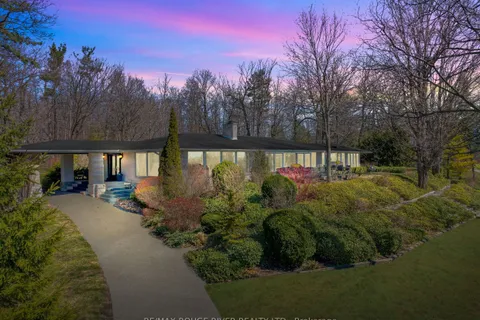 7 Sunrise Court, Cobourg, ON K9A 0W7