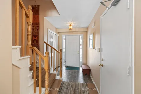 121 Rideau Street, Kingston, ON K7K 7B2
