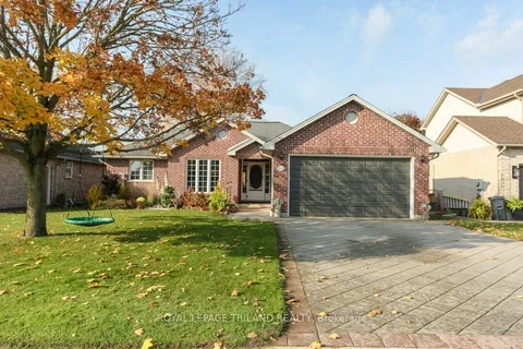 210 Snyders Avenue, Central Elgin, ON N0L 1B0
