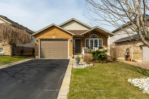 4038 Barry Drive, Lincoln, ON L3J 0M2