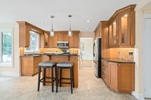 4 Pine Ridge Road, Erin, ON N0B 1T0