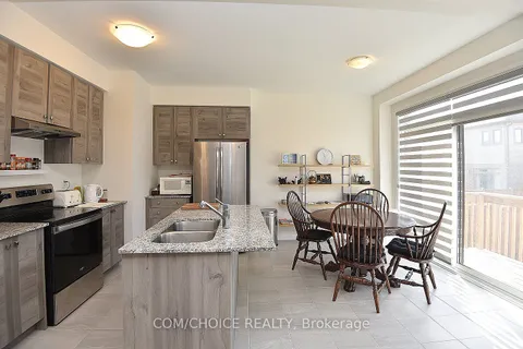 28 Fairey Crescent, Hamilton, ON L0R 1W0