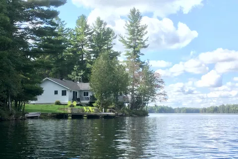 2087B Grindstone Lake Road, Frontenac, ON K0H 2M0