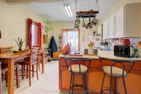 24 Rideau Street, Westport, ON K0G 1X0