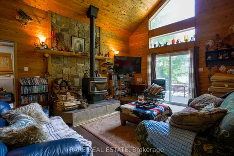 139D Petit Lane, Kearney, ON P0A 1M0