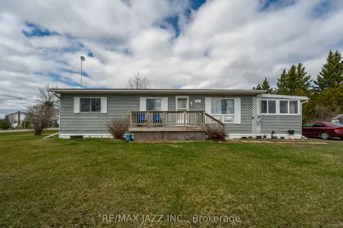 8 Almac Drive, Havelock-Belmont-Methuen, ON K0L 1Z0