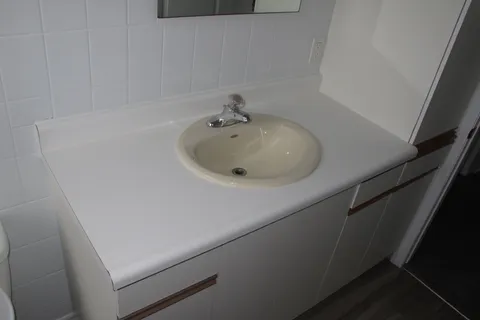 4233 May Avenue, Niagara Falls, ON L2E 3H9