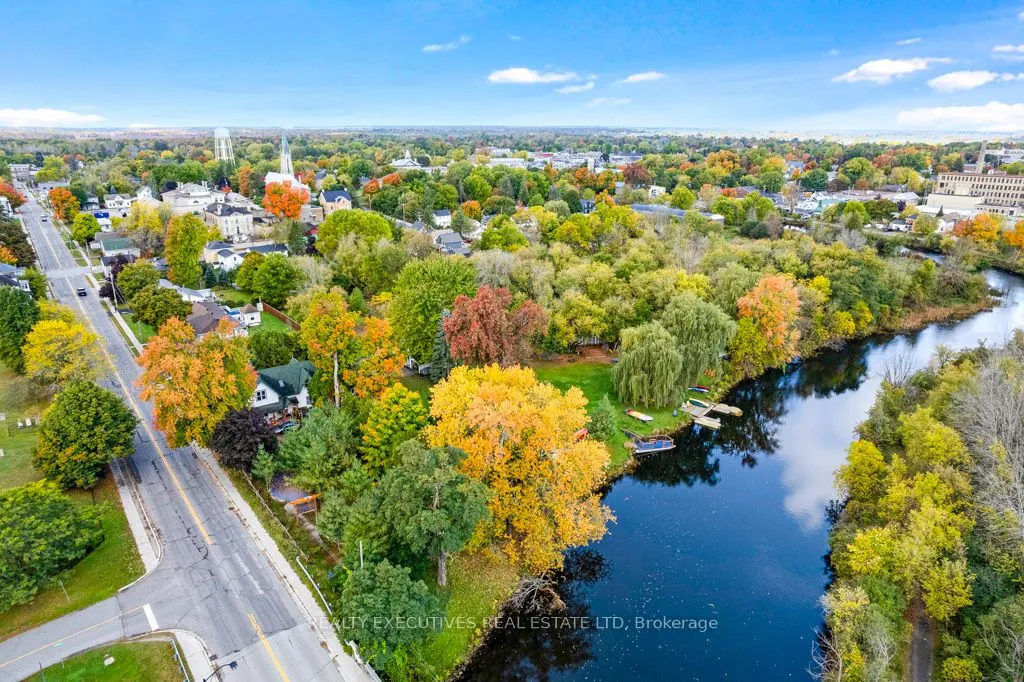 21 Craig Street, Perth, ON K7H 1X8