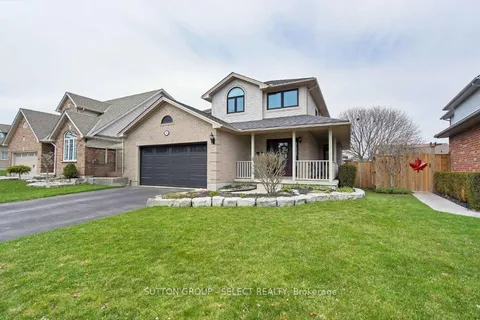 74 Cedarwood Road, London, ON N6H 5E7