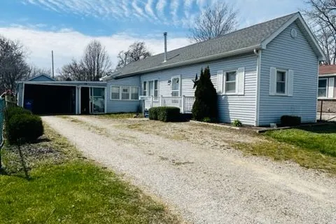 16 Berry Street, Chatham-Kent, ON N7M 3B1