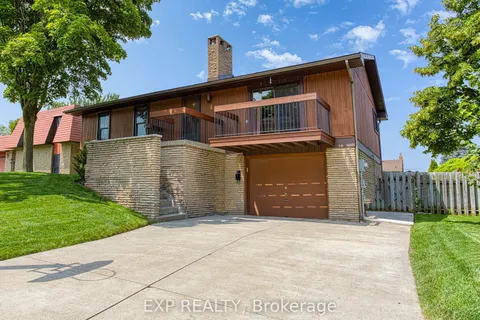 4 Cedar Glen, Grimsby, ON L3M 4K2