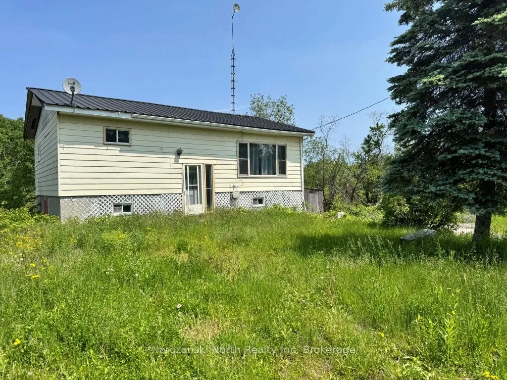 615 Labre Road, St. Charles, ON P0M 2W0