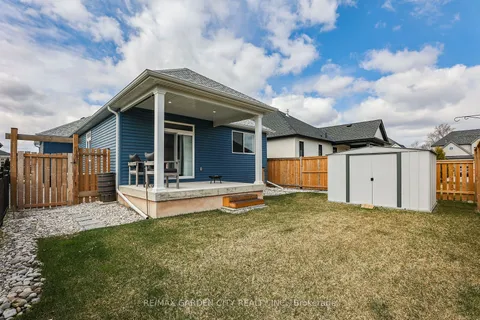 4238 Village Creek Drive, Fort Erie, ON L0S 1S0