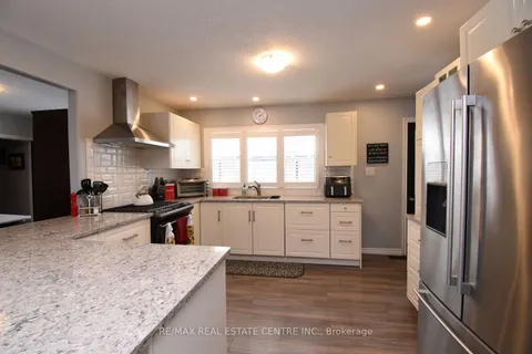 26 Hatton Drive, Hamilton, ON L9G 2H6