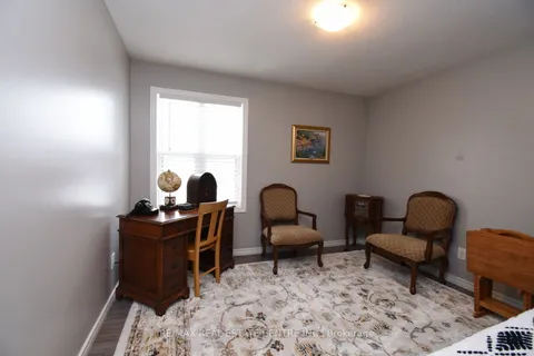 26 Hatton Drive, Hamilton, ON L9G 2H6