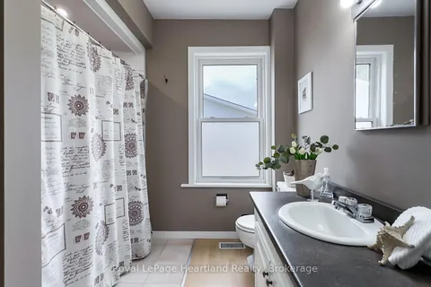 273 Hamilton Street, North Huron, ON N0M 1H0