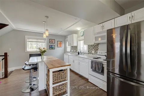 621 GLASGOW Street, London, ON N5Y 1V6