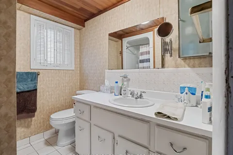 134 Champlain Drive, ON L2A 1Z8