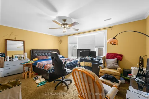 17 Rita Street, Hamilton, ON L9H 4S1