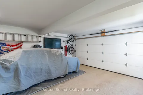 2007 7th Avenue, Owen Sound, ON N4K 6R9