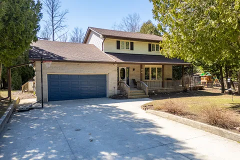 74 Spry Lake Road, South Bruce Peninsula, ON N0H 2T0