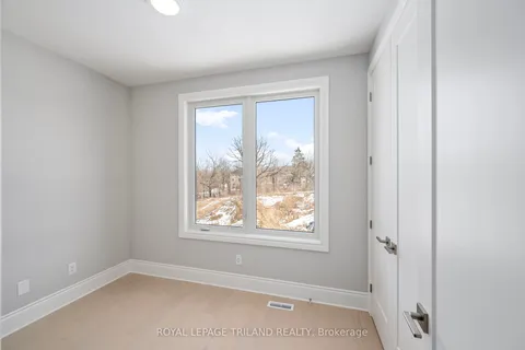 2835 Sheffield Place, London South, ON N6M 0J2