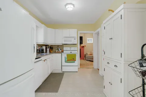 550 WAGNER Street, Gravenhurst, ON P1P 1E1