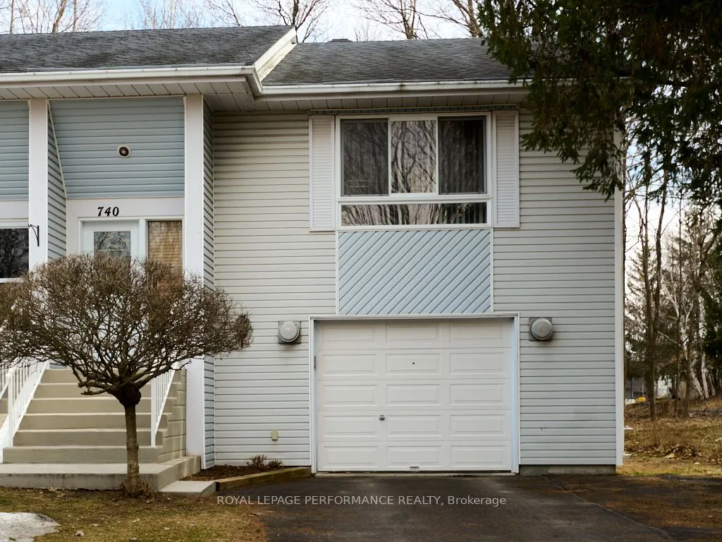 740 Berthiaume Street, Hawkesbury, ON K6A 3M1