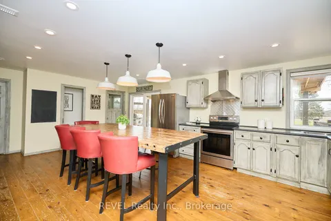 118 River Road, Pelham, ON L0S 1C0