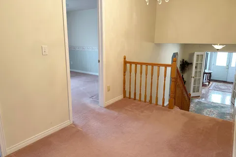 218 4th Street Crescent, Hanover, ON N4N 3S2