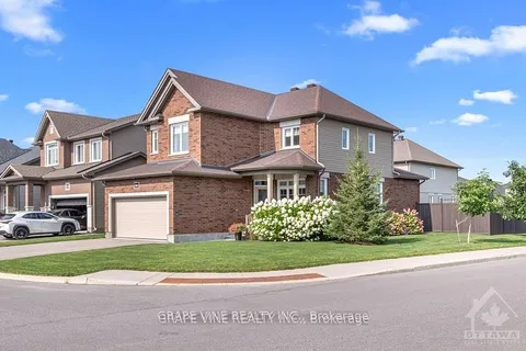 862 Oat Straw Way, Leitrim, ON K1T 0M2