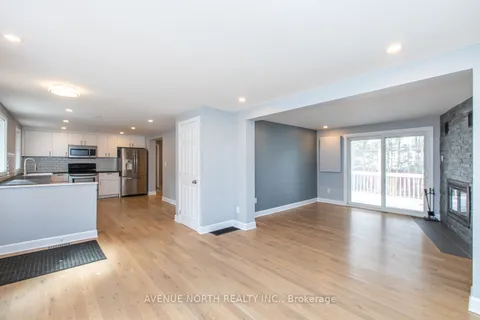 44 LAZY NOL Court, Stittsville - Munster - Richmond, ON K2A 1T5