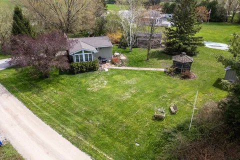 72234 LAKESHORE Drive, Bluewater, ON N0M 1N0