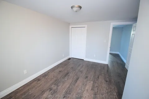 158 Dundas Street, Belleville, ON K8N 1C7