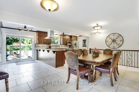 1773 St Barbara Street, Blossom Park - Airport and Area, ON K1T 1M3